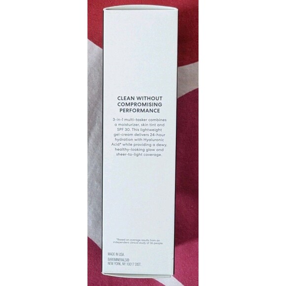bareMinerals - Complexion Rescue - Tinted Moisturizer - Buttercream 03 - SPF30 - Picture 5 of 6